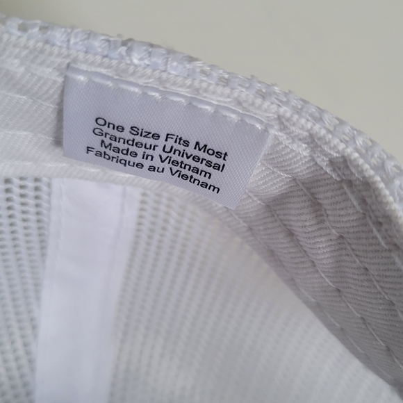 BASS PRO SHOP Mesh Trucker Hat - Picture 7 of 7